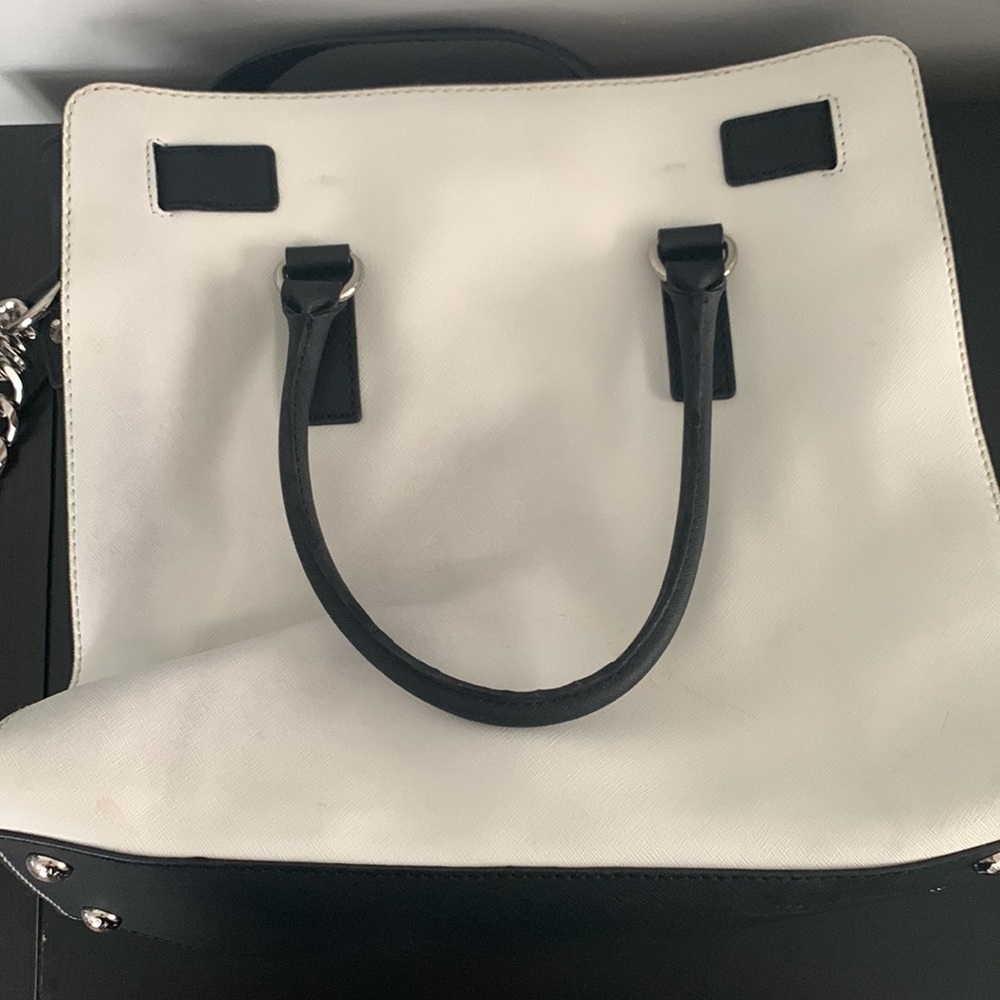 Michael Kors purse - Picture 3 of 7